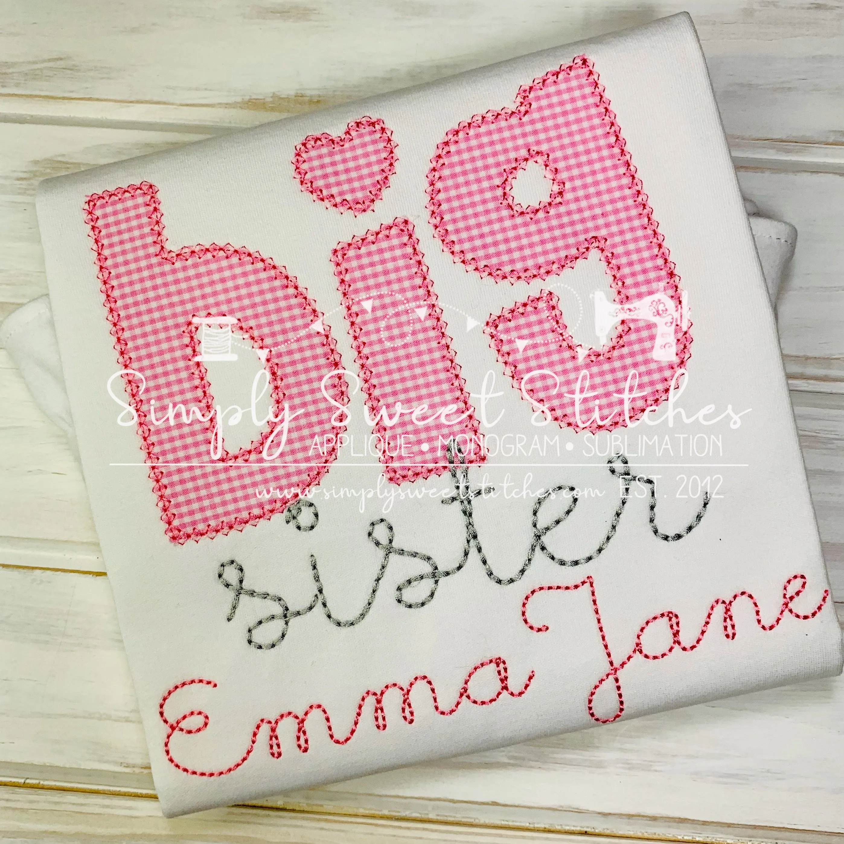 1366 - BIG SISTER NAME - APPLIQUE CHILD SHIRT