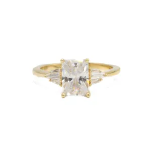 14ky Emerald & Multi Tapered Baguette Diamond Ring