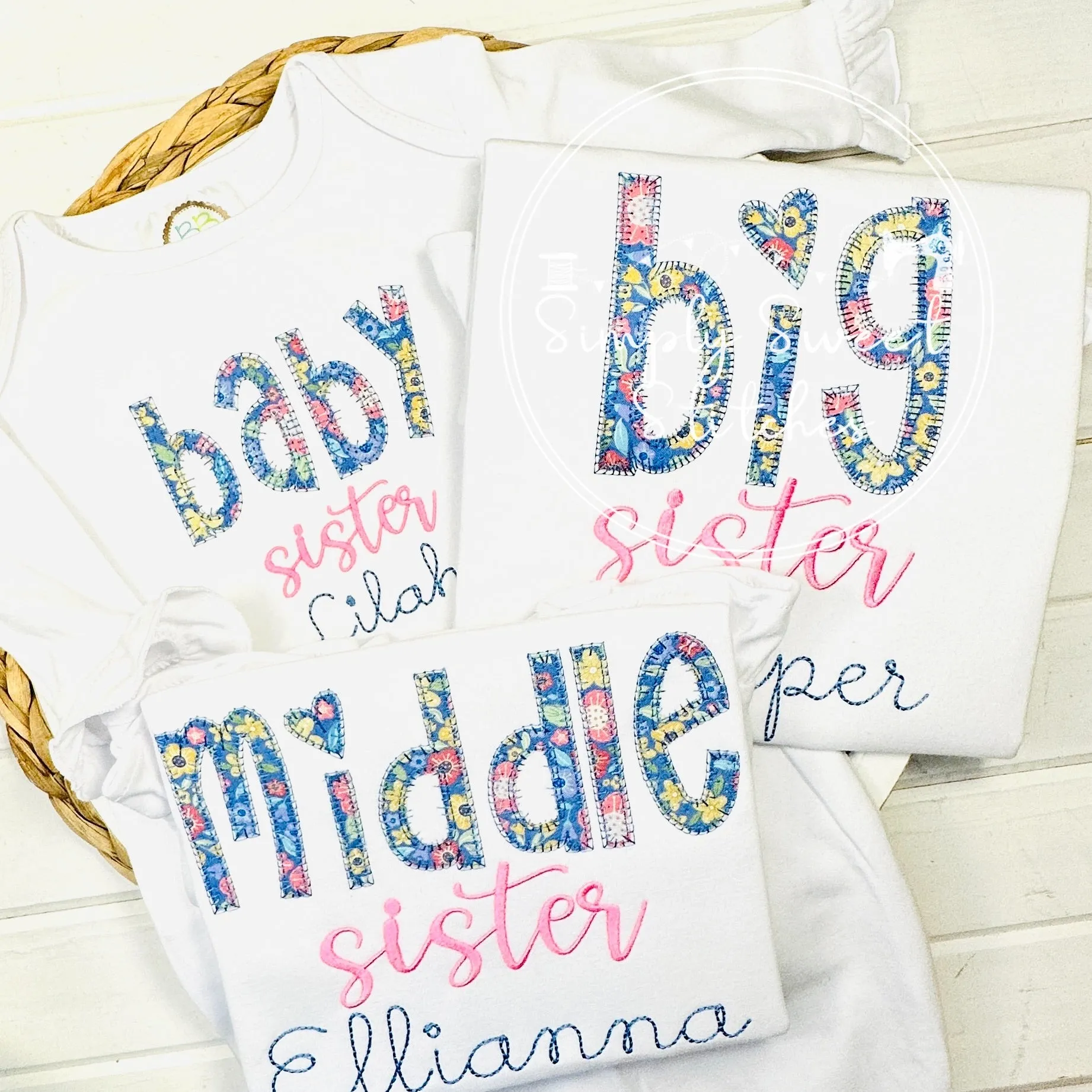 2611 - BABY SISTER SCRIPT - APPLIQUE BABY GOWN