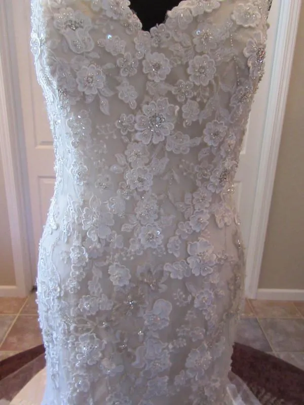 Allure Bridals 9220