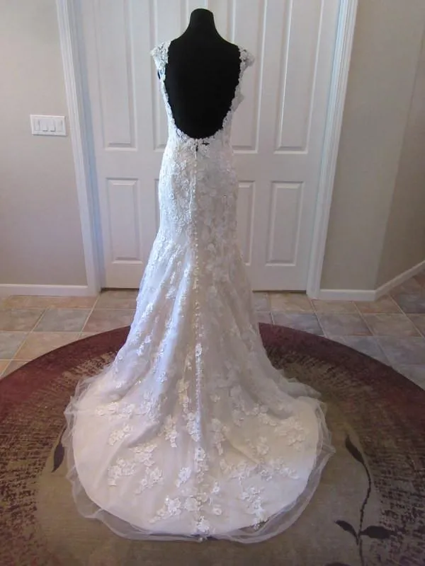 Allure Bridals 9220