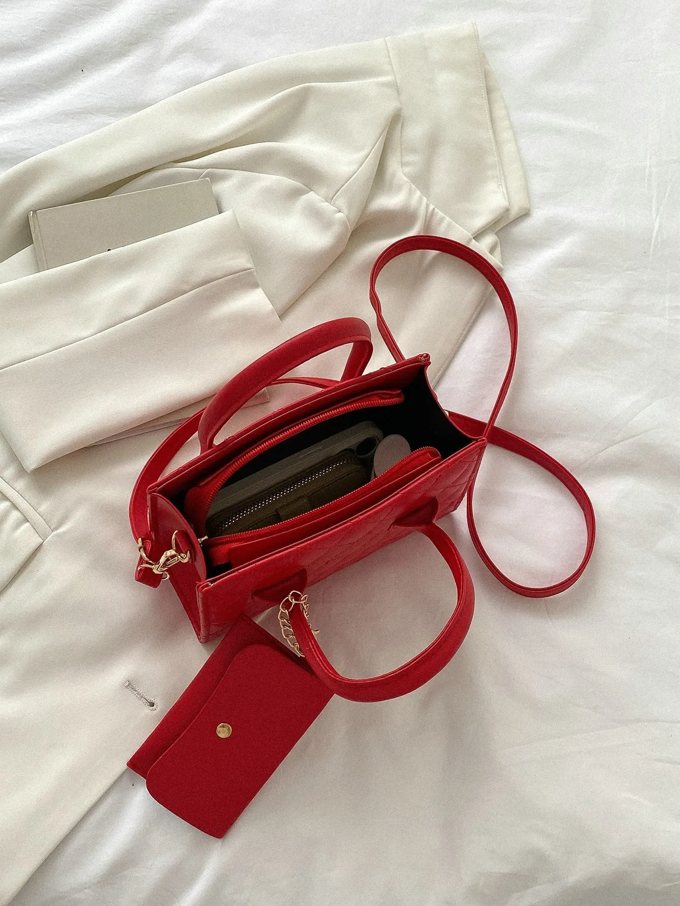 Argyle Quilted Double Handle Square Bag With Coin Purse - Red