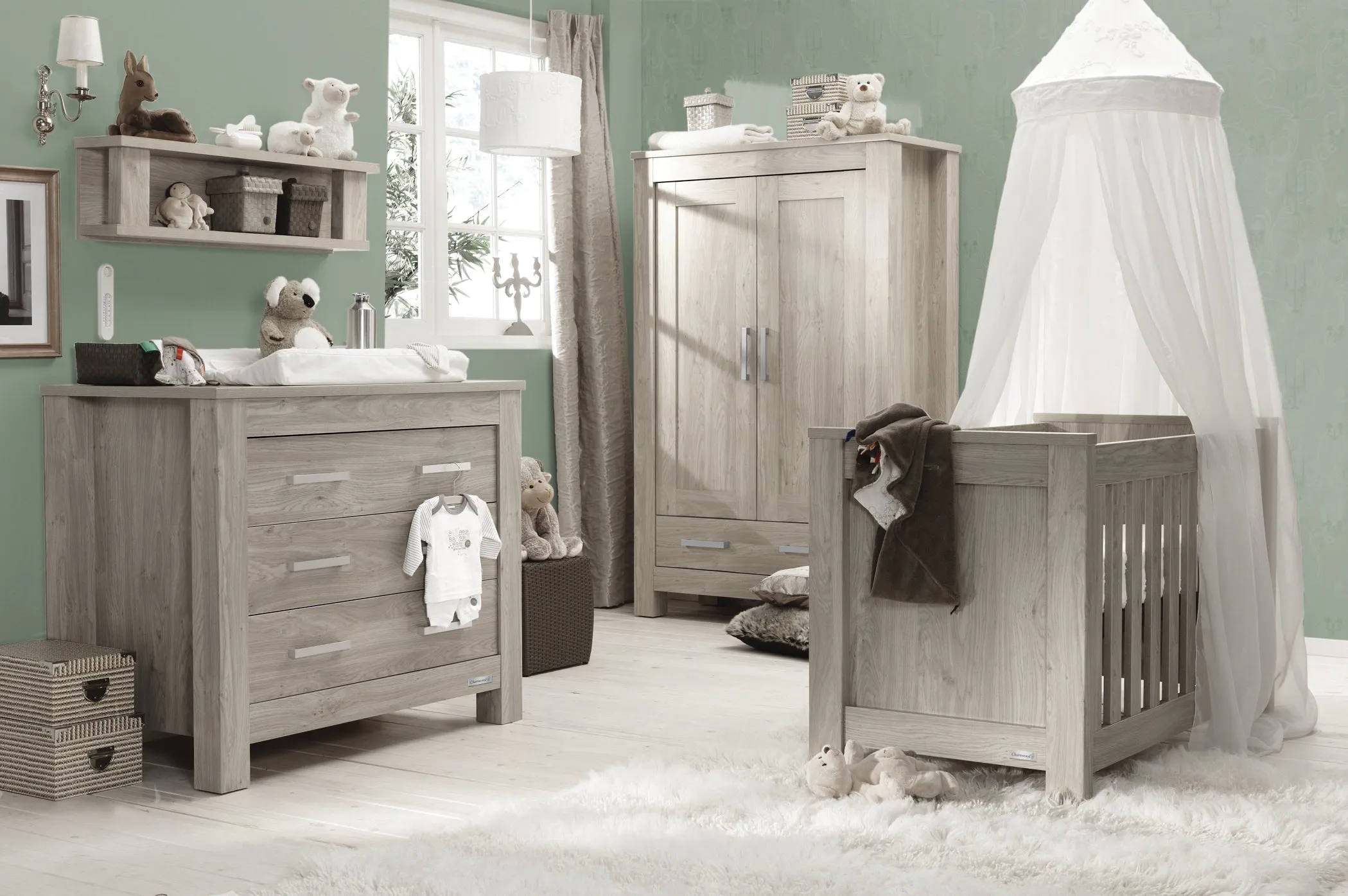 BORDEAUX ASH DRESSER