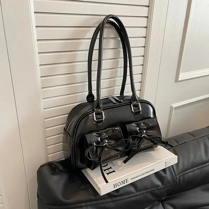 Bow Decoration Leather Handbag