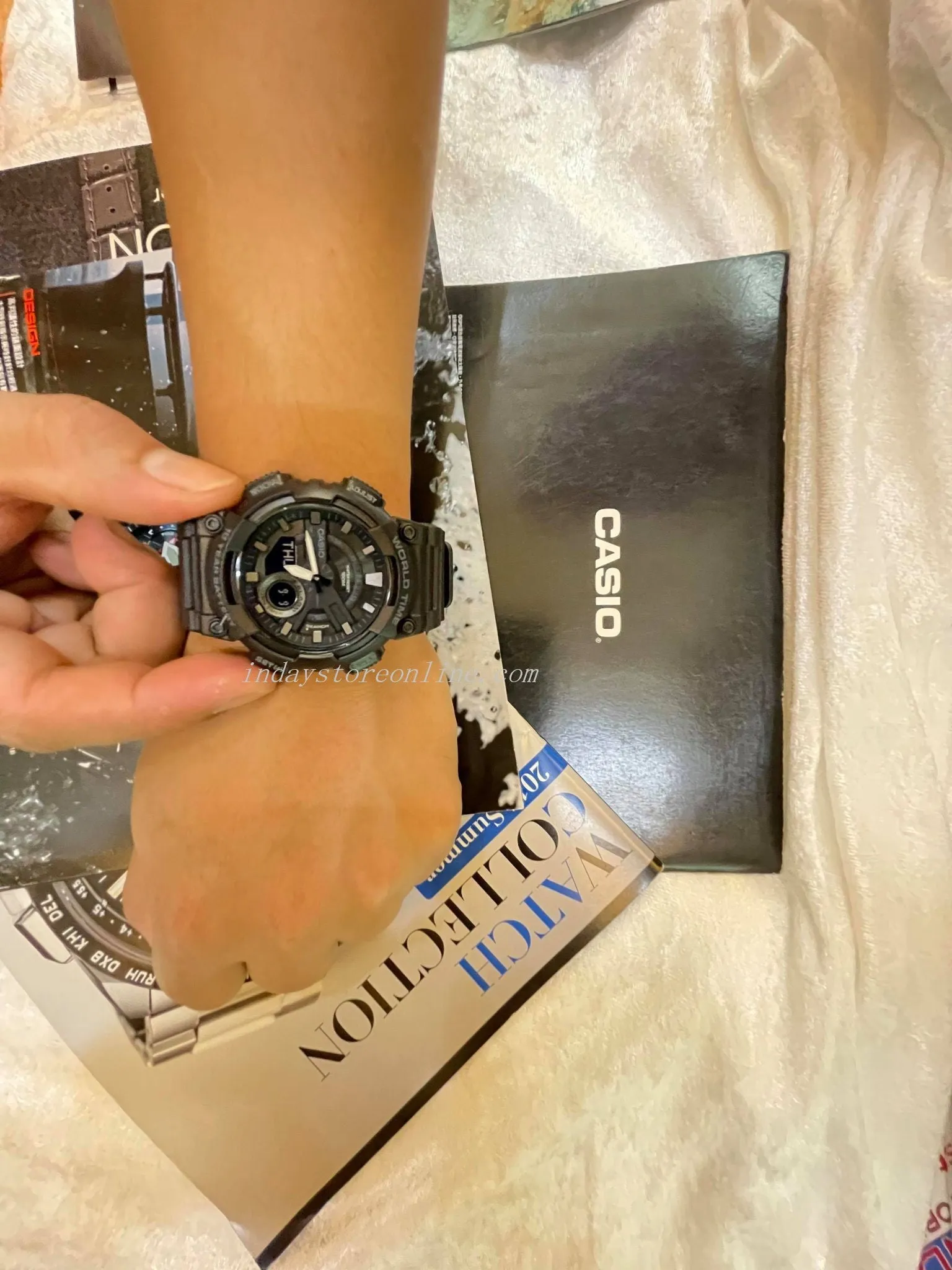 Casio Analog-Digital Men's Watch AEQ-110W-1B Resin Band Resin Glass Battery Life 10-Years