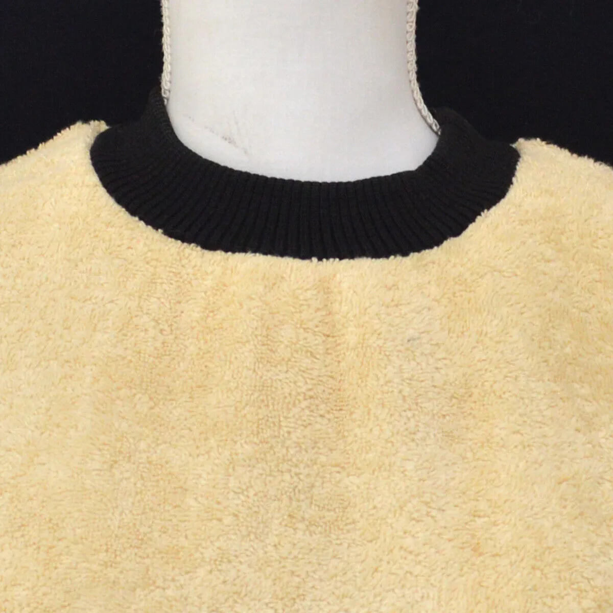 CHANEL CC Logos Long Sleeve Tops Ivory Black AK31712g