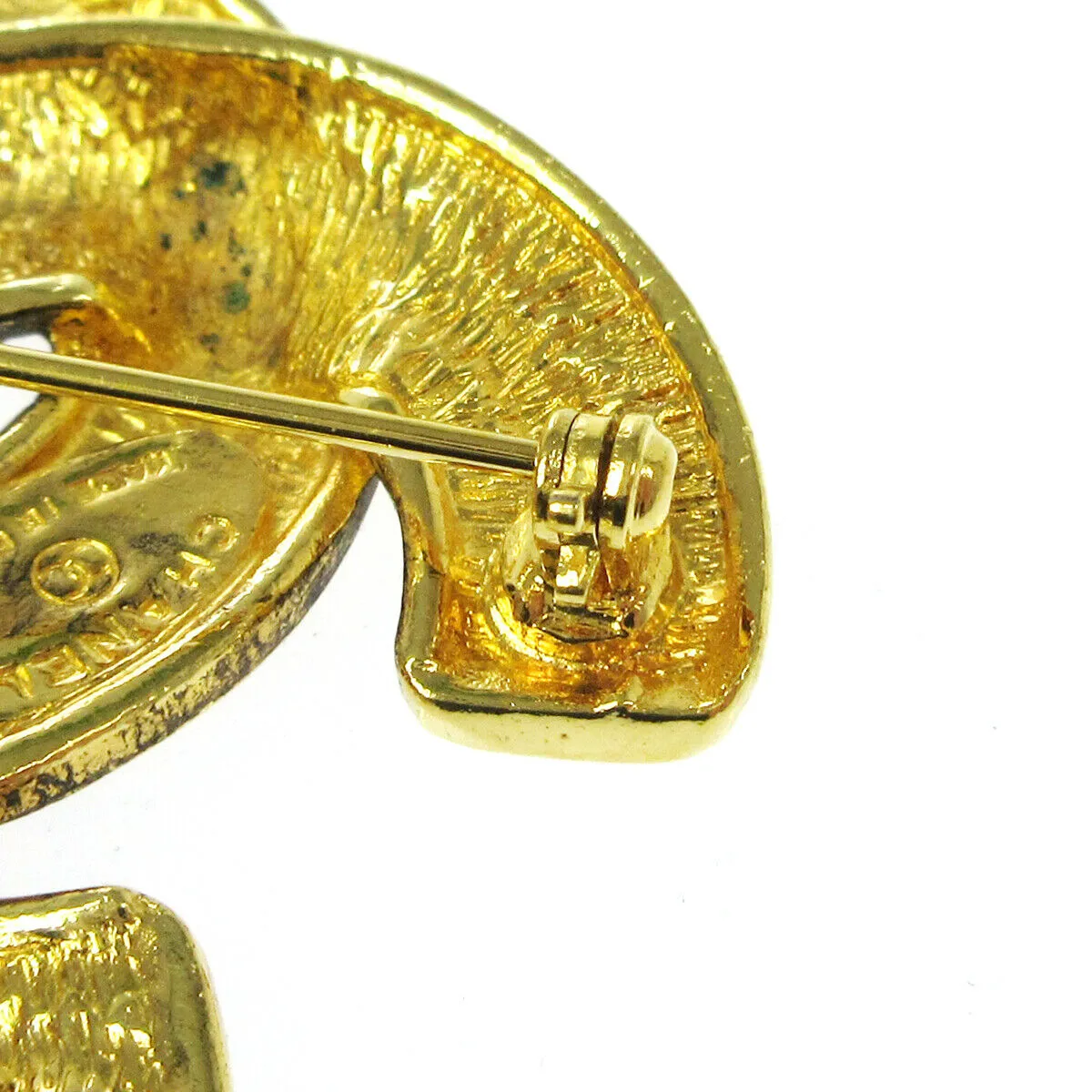 CHANEL CC Logos Quilted Brooch Pin Gold-Tone Accessories Vintage AK38329f