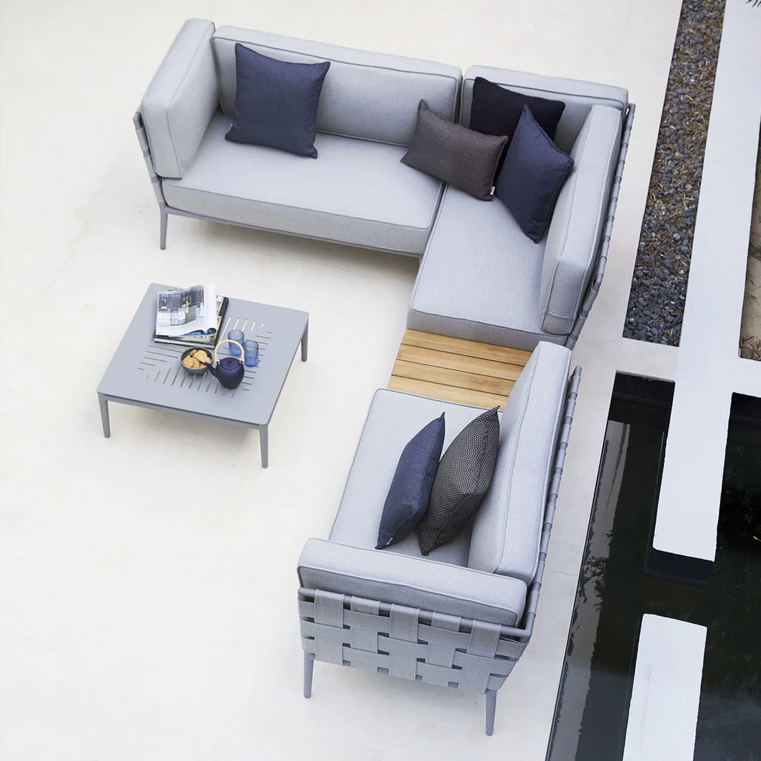 Conic 3 Piece Sectional with Box Table