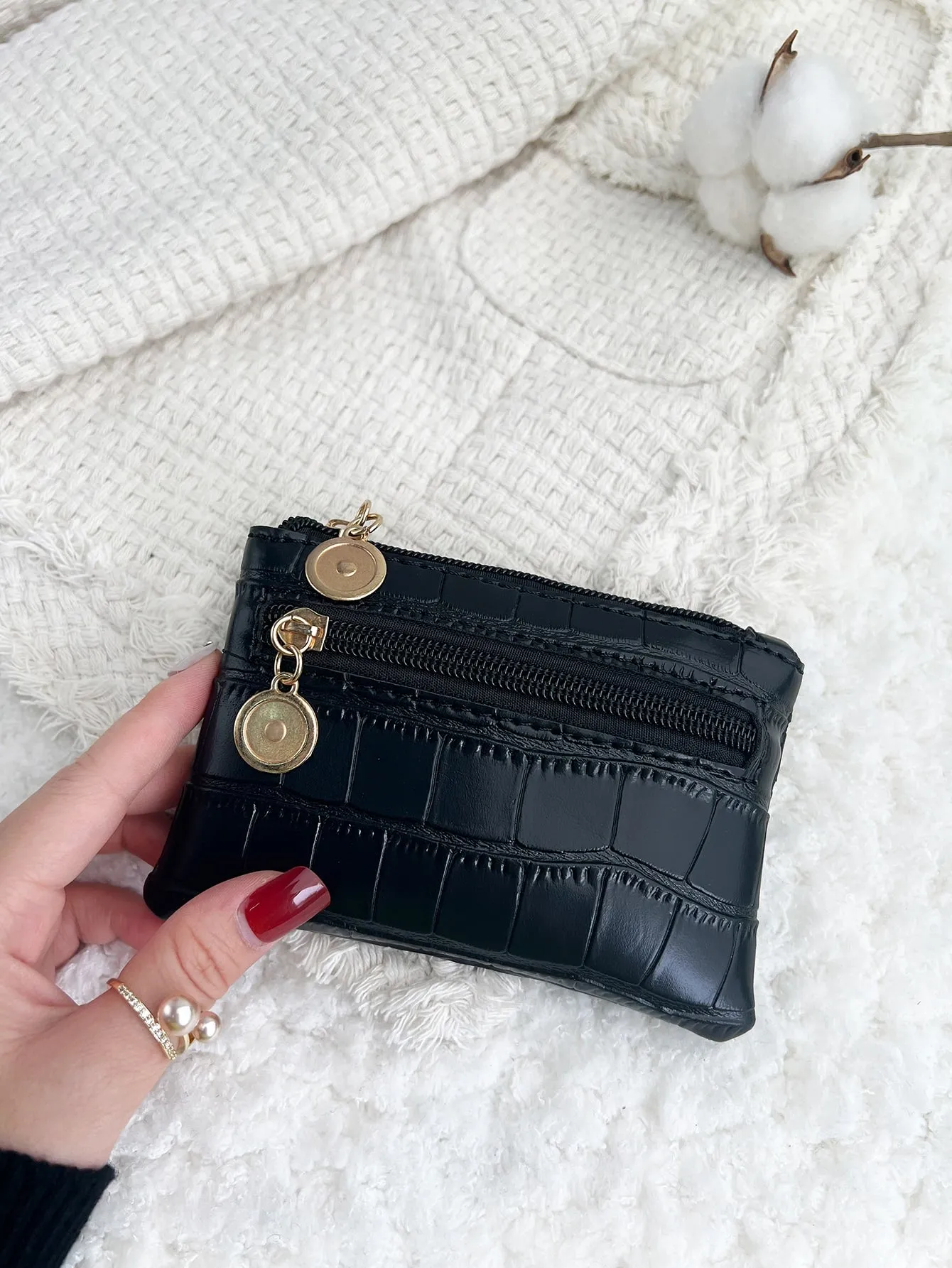 Croc Embossed Round Decor Coin Purse - Black