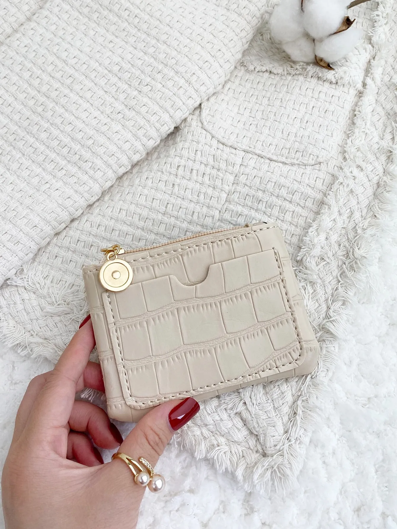 Crocodile Embossed Coin Purse - Beige