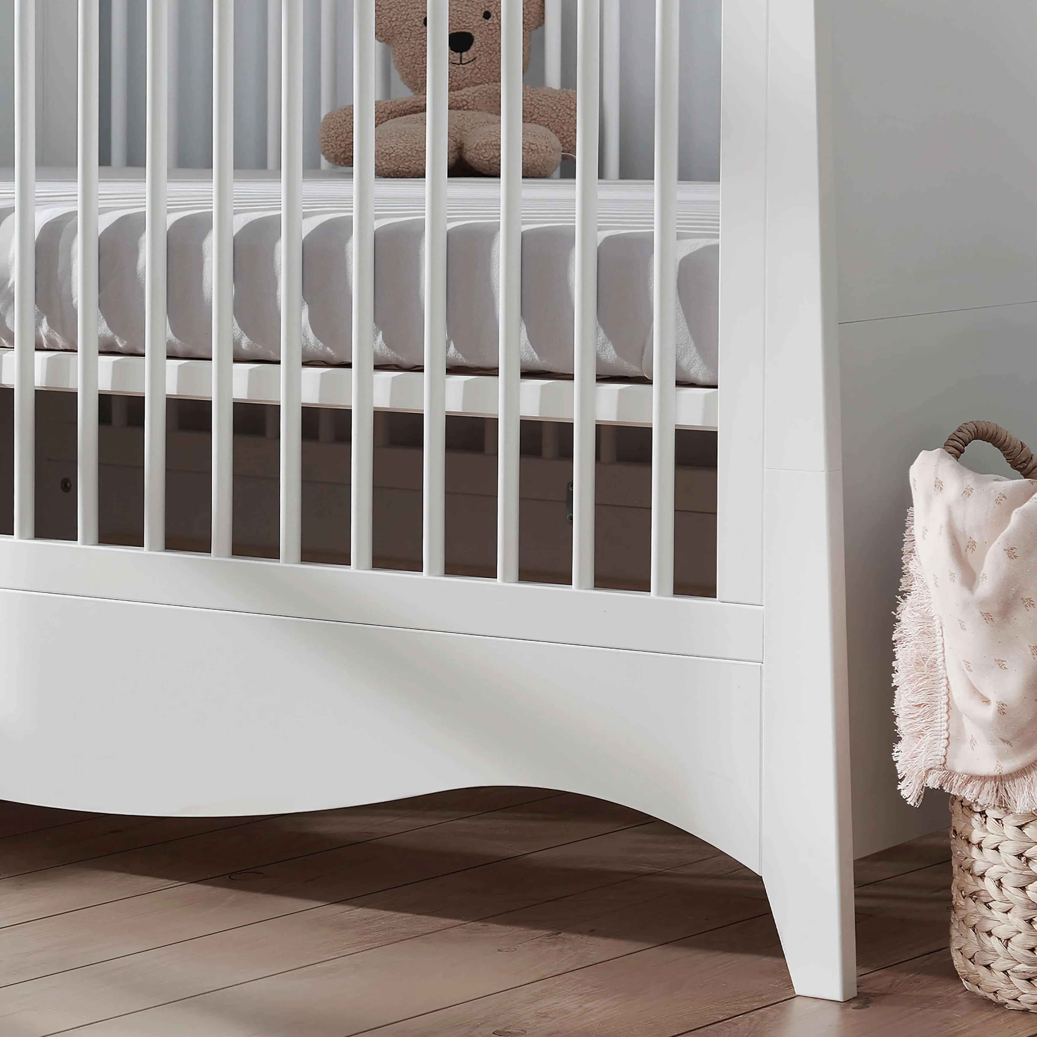Cuddleco Clara 2 Piece Set 3 Drawer Dresser and Cot Bed - White