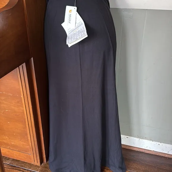 ♥️Elegant Flowing Resort Women's Skirt NWT