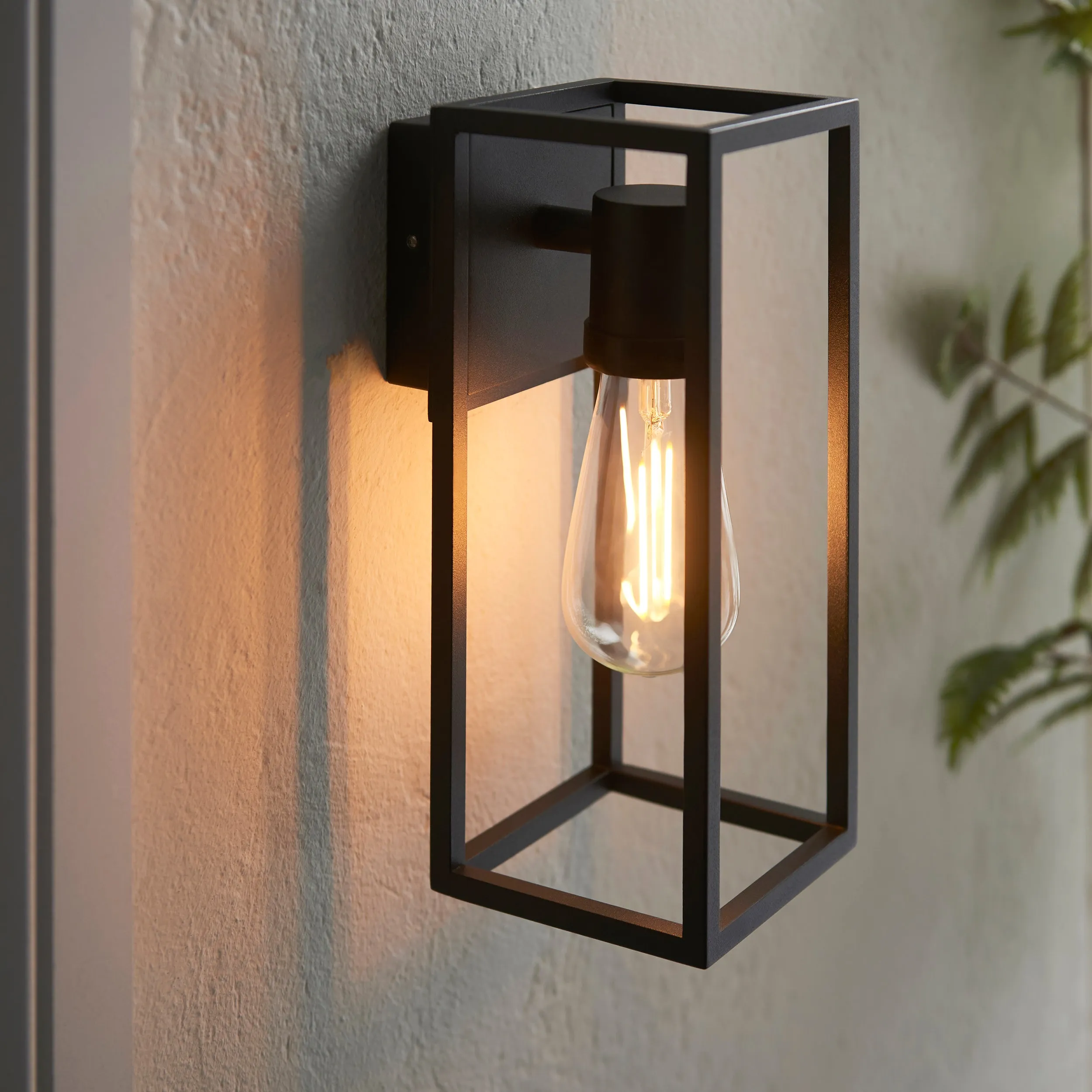Endon 91993 Herbert 1lt Wall Textured black 10W LED E27 (Required)