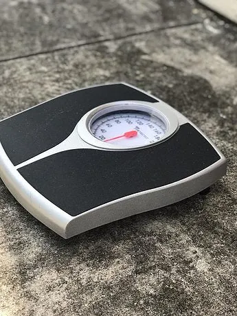 Floor Detecto scale portable - patients up to 340  Lbs - Used