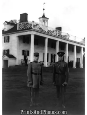 Gen John Pershing & Petain  5278