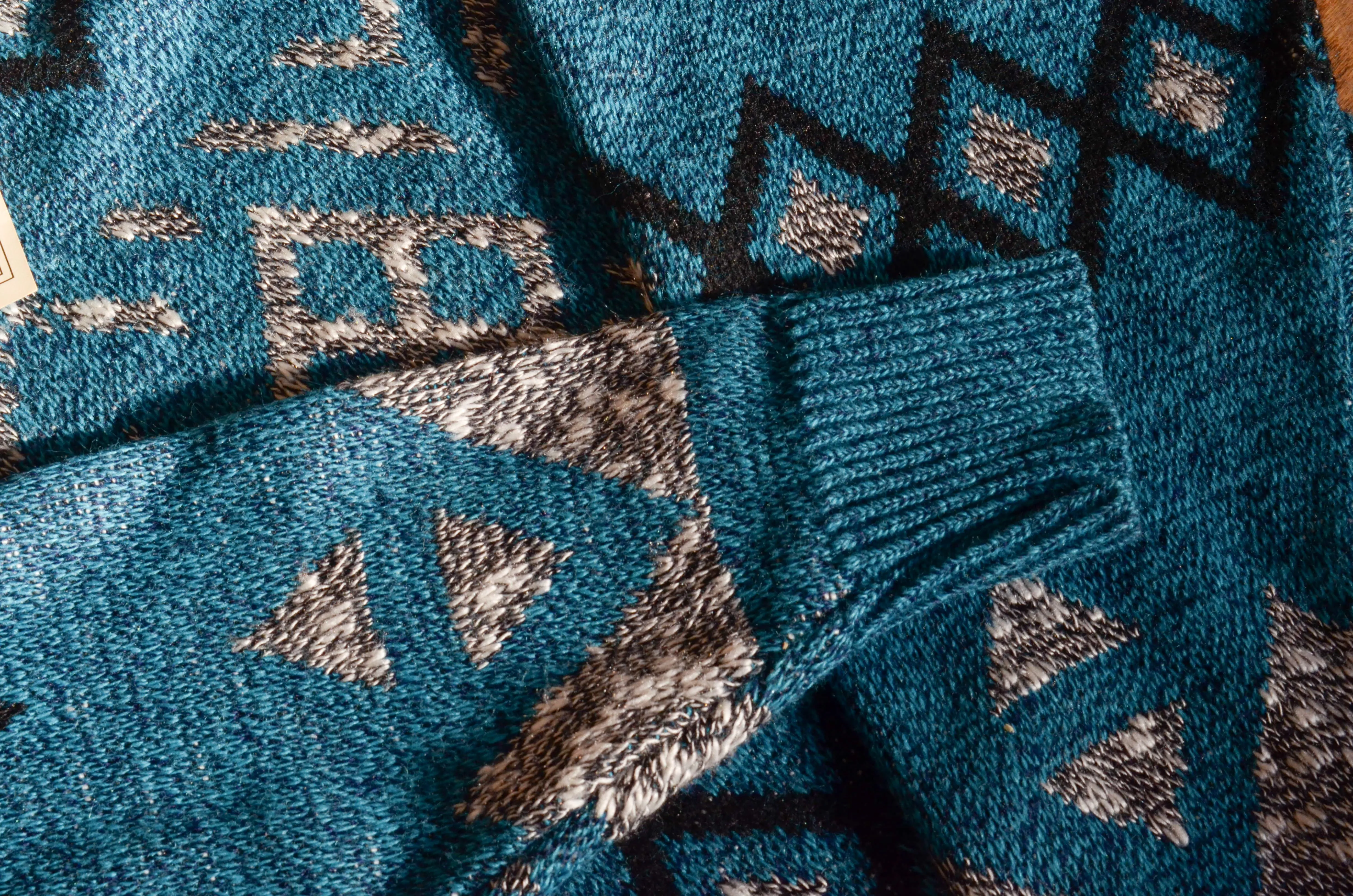 Le TIGRE - Acrylic Knit Sweater
