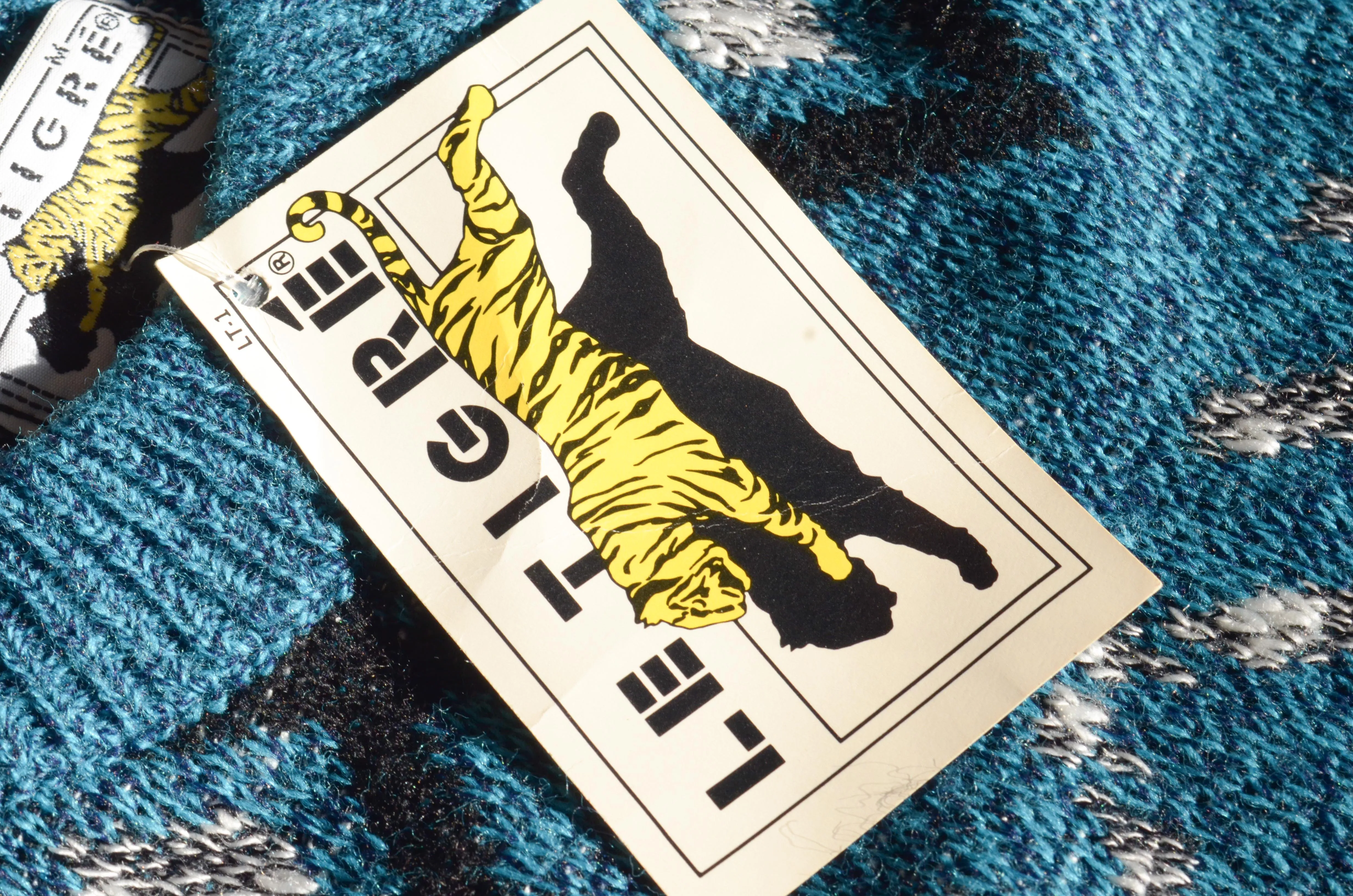 Le TIGRE - Acrylic Knit Sweater