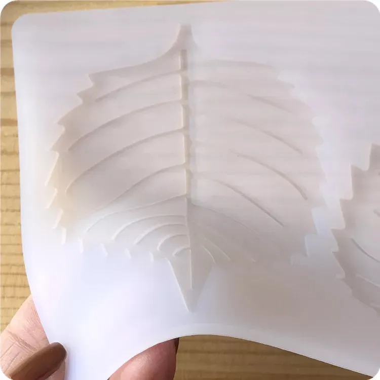LEAVES CHOCOLATE CAGE/TOPPER MOULD (CLEAR)