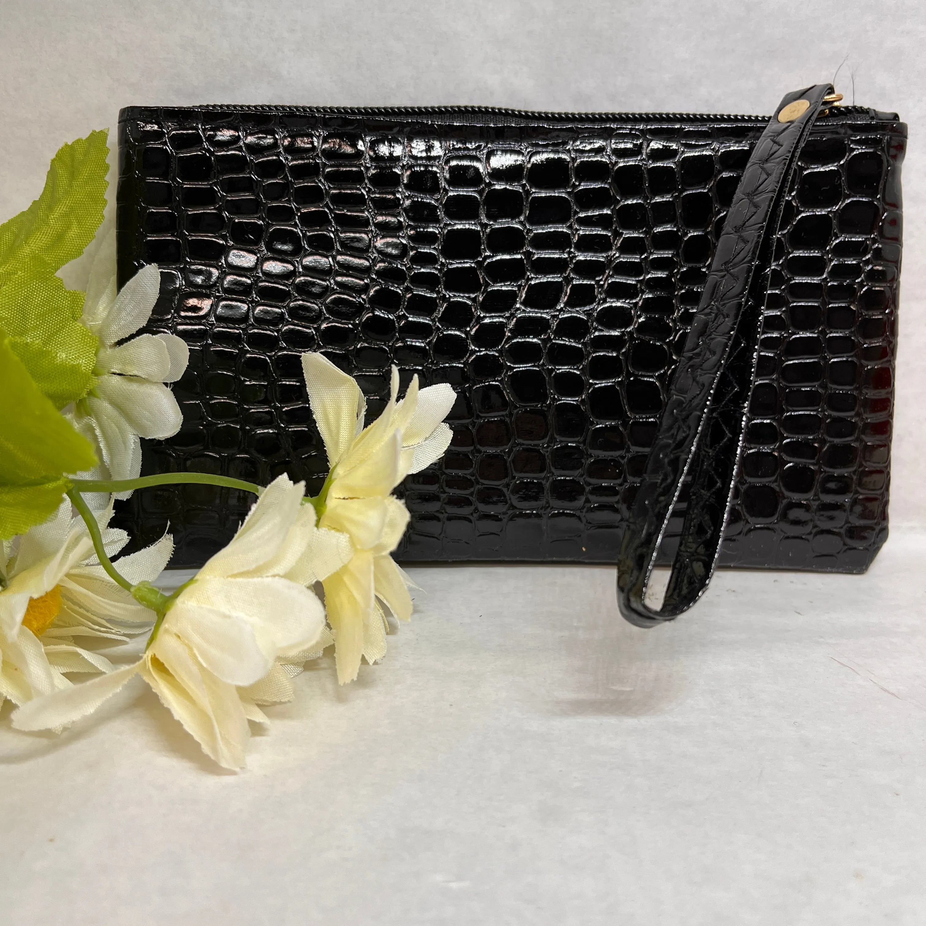Makeup pouch