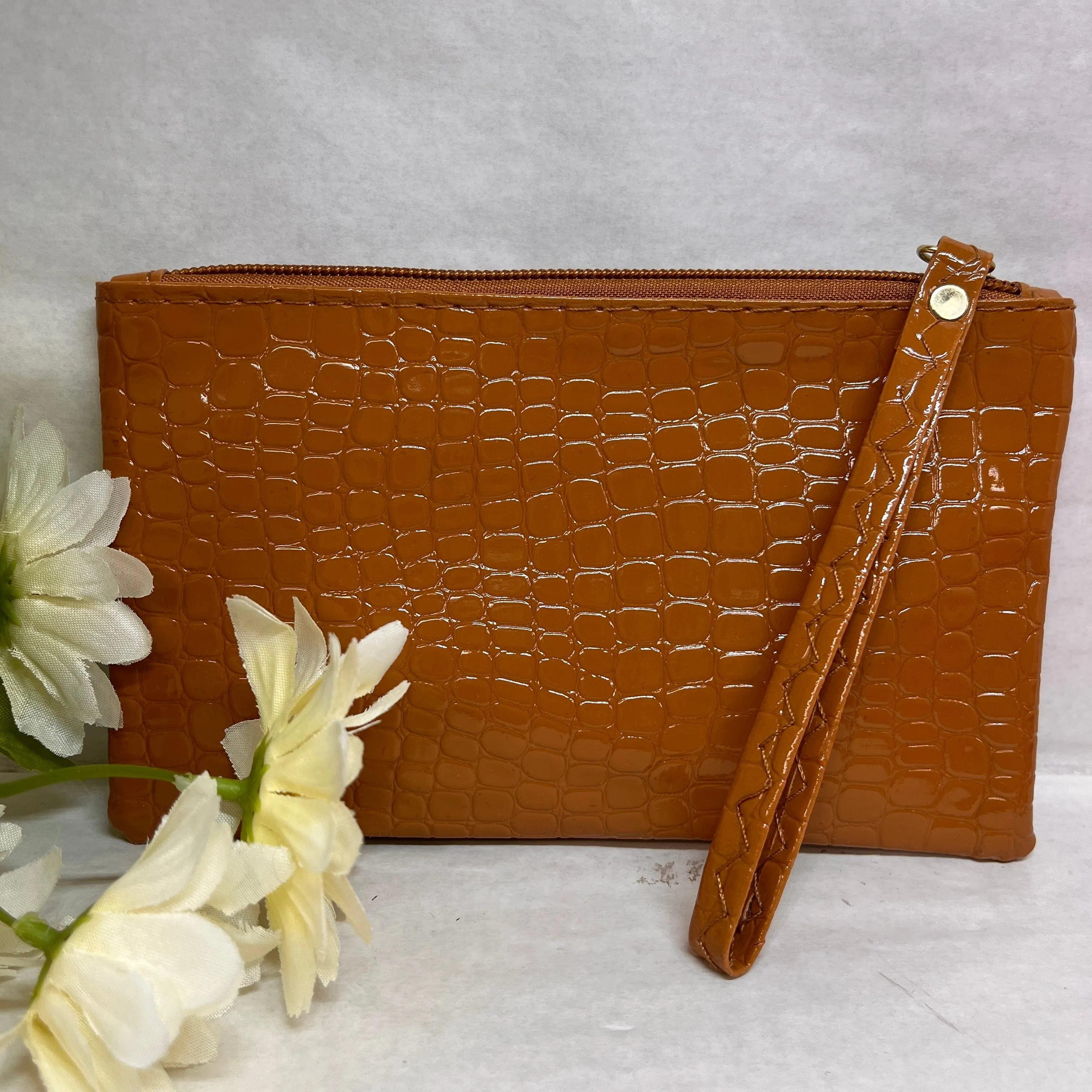 Makeup pouch