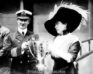 NAVY Capt Rostron & Mrs JJ Brown  4784