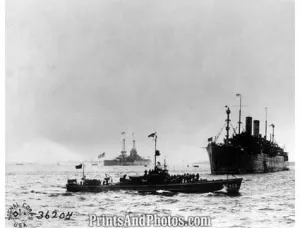 Navy PC405 Submarine Chaser  3024