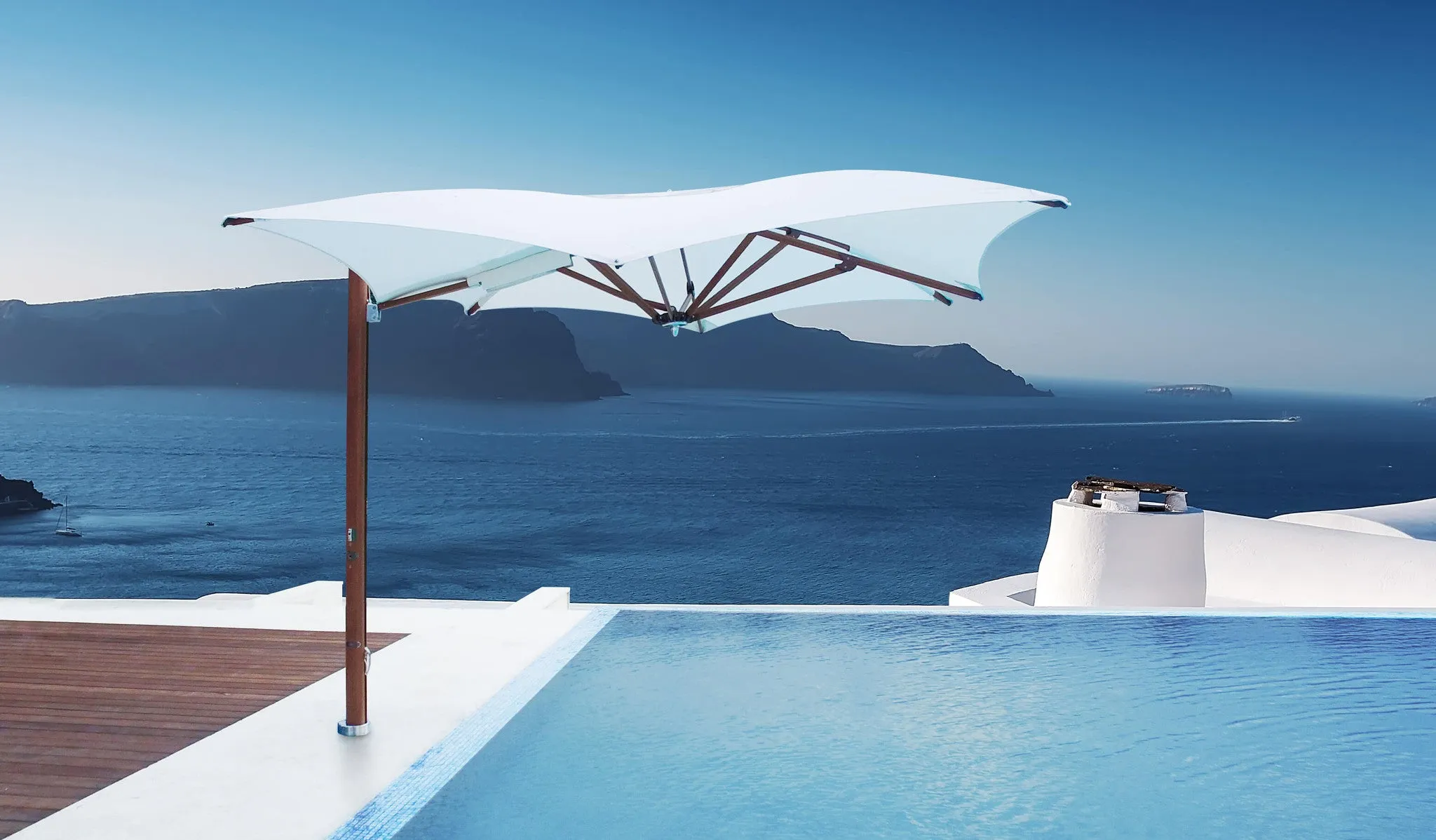 Ocean Master MAX Manta Cantilever Umbrella - TUUCI