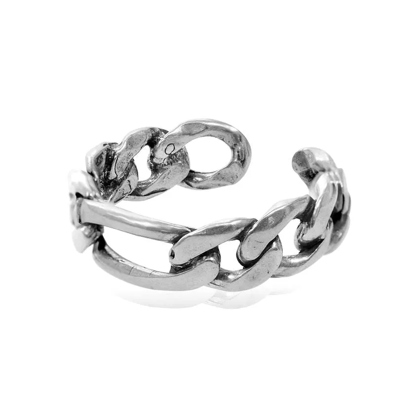 Open ring for a thick silver sandy man with spacious in the middle