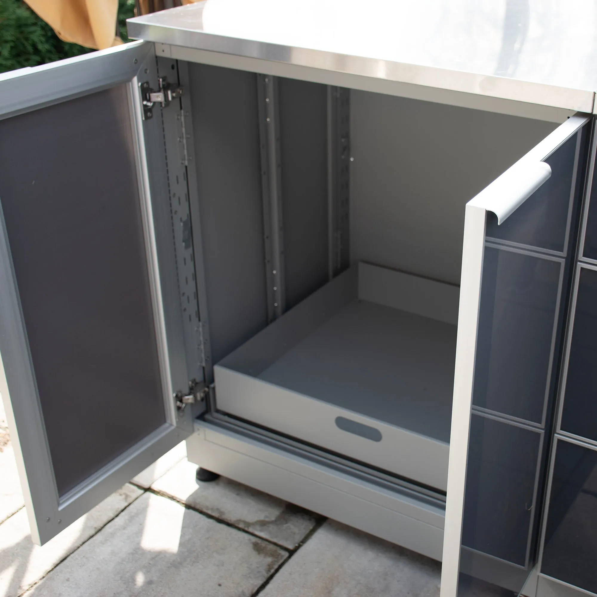 Outdoor Kitchen Large Pull Out Tray
