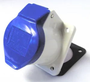 Panel Socket 240v 16 amp