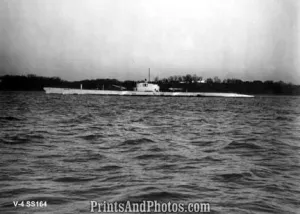 Submarine V4 SS164 Argonaut  4026