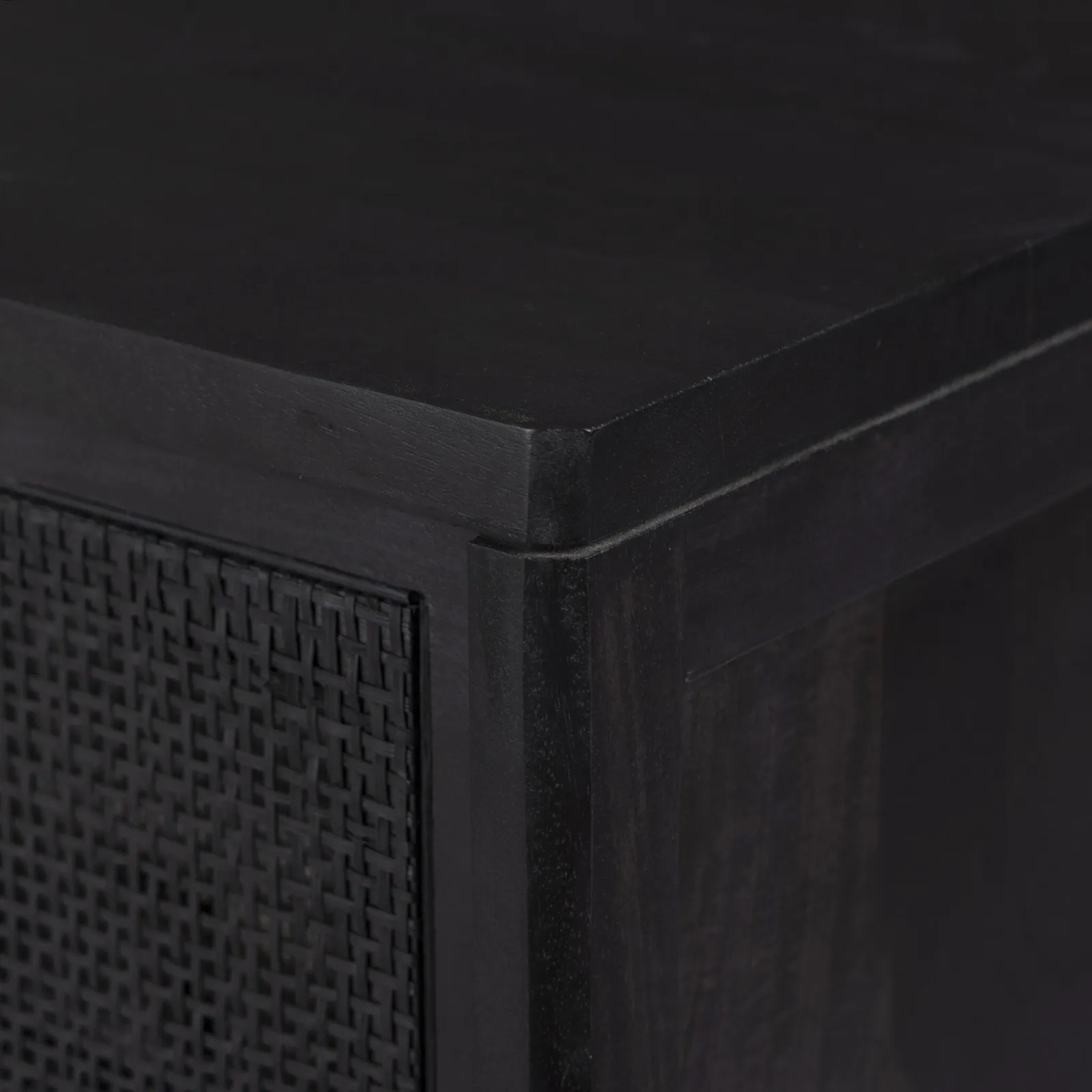 Tuthill 9-Drawer Dresser