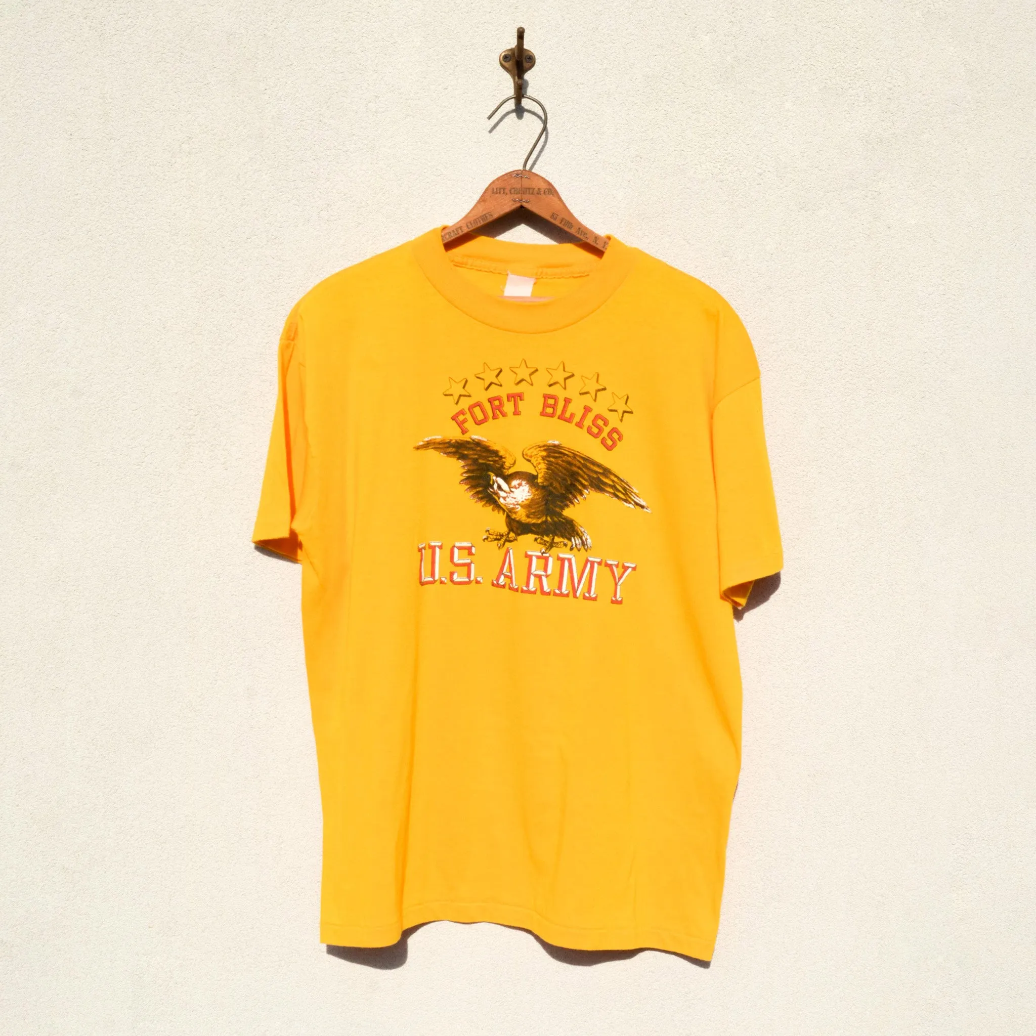Unknown Brand - U.S Army Fort Bliss Tee Shirt